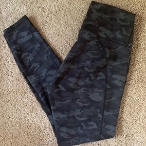 Fabletics camo leggings